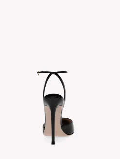 Gianvito Rossi Pumps-CARA BLACK PATENT